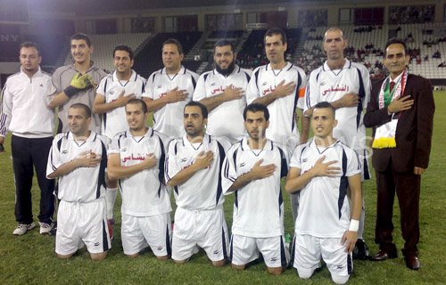 منتخب الجالية الاردني في قطر يلاقي فريق قناة الكاس احتفالا بعيد الجلوس الملكي منتخب الجالية الاردني في قطر يلاقي فريق قناة الكاس احتفالا بعيد الجلوس الملكي
