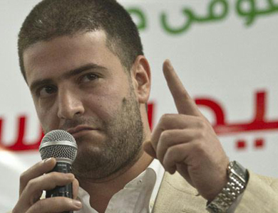 مسلحون يستولون على سيارة أسرة مرسي بعد توقيف نجليه