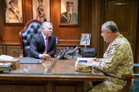 القائد الأعلى يزور القيادة العامة للقوات المسلحة