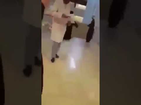 خليجيون يتداولون فيديو لأبناء يودعون أمّهم بدار الرعاية.. والأم تدعو بحرقة: “حسبي الله ونعم الوكيل” “شاهد”