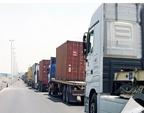 متنفذون يضغطون على الحكومة لإدخال 35 شاحنة محملة بـ"البصل" التالف متنفذون يضغطون على الحكومة لإدخال 35 شاحنة محملة بـ"البصل" التالف