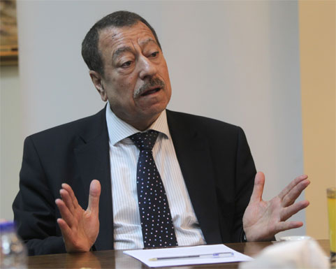 عطوان يهاجم السعودية من جديد لصالح " المثلث الشيعي " في المنطقة