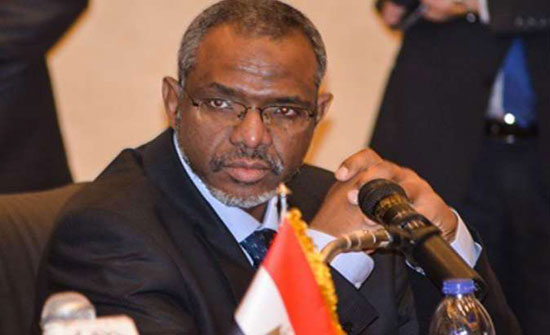 من هو رئيس الوزراء السوداني الجديد؟