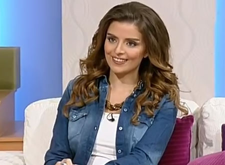 أبوخضر توقع كتابها على لائحة الانتظار أبوخضر توقع كتابها على لائحة الانتظار