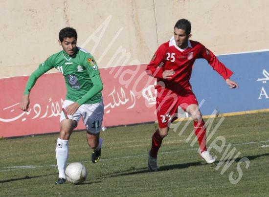 الوحدات يتعادل مع العربي والمنشية يفوز على شباب الحسين بالدوري (صور)