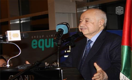 أبوغزاله رئيسا فخريا لجمعية الإخاء الأردنية العراقية أبوغزاله رئيسا فخريا لجمعية الإخاء الأردنية العراقية