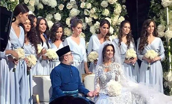 بالصور.. ملك ماليزيا يتزوج ملكة جمال روسية بالصور.. ملك ماليزيا يتزوج ملكة جمال روسية