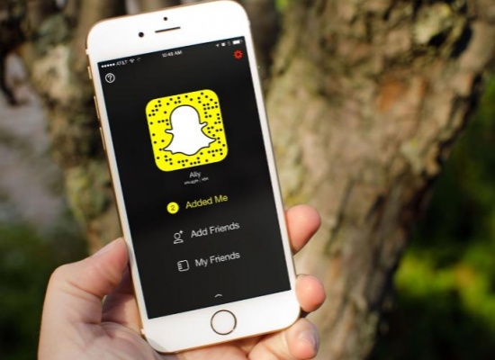 "سناب شات" يتسبب بجلد يمني مقيم بالسعودية! "سناب شات" يتسبب بجلد يمني مقيم بالسعودية!