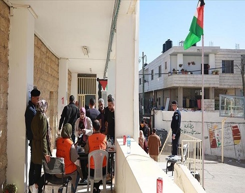 لجنة الانتخابات: حماس طلبت "ضمانات خطية" لإجراء "المحليات" بغزة لجنة الانتخابات: حماس طلبت "ضمانات خطية" لإجراء "المحليات" بغزة