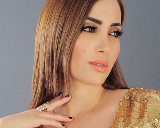 بالفيديو - نسرين طافش تصفع شاباً لخطأ ارتكبه معها بالفيديو - نسرين طافش تصفع شاباً لخطأ ارتكبه معها
