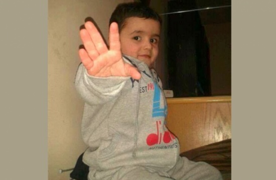 نظام الأسد يفرج عن أصغر طفل معتقل.. أمضى 28 شهرا بالسجن نظام الأسد يفرج عن أصغر طفل معتقل.. أمضى 28 شهرا بالسجن