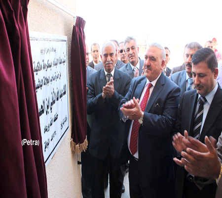 وزير التربية يفتتح مدرسة ثانوية في ذيبان وزير التربية يفتتح مدرسة ثانوية في ذيبان
