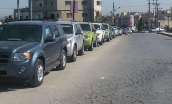 بالصور: حملة لمخالفة المركبات المعروضة للبيع في الشوارع