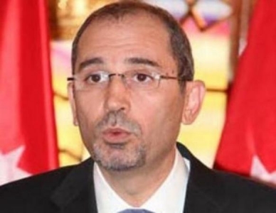 الصفدي يجري مباحثات مع وزيري خارجية فرنسا وايطاليا وعدد من المسؤولين الدوليين