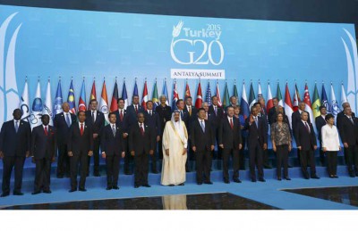 قادة مجموعة العشرين يتفقون على اعتبار المهاجرين مشكلة عالمية