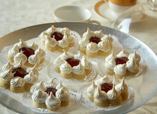 حماية المستهلك تدعو الى تصنيع الحلويات في المنازل