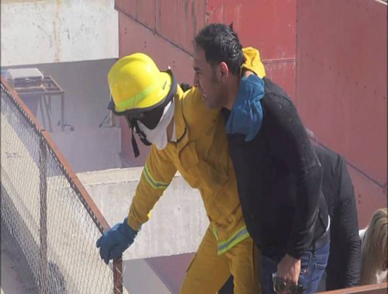 شاهد عمرو مصطفى يتعرض لاصابة خطيرة في مقلب رامز جلال!!