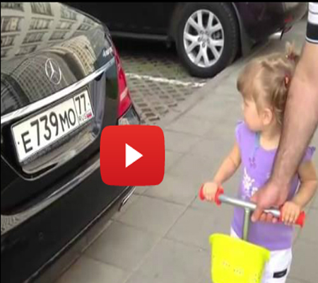 بالفيديو ..طفلة خبيرة في جميع أنواع السيارات