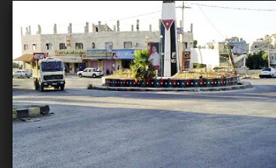 بلدية دير ابي سعيد تعالج تجمعا لمياه الامطار