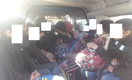 عمان : ضبط باص بداخله حمولة زائدة تقدر بــ 17 شخصا عمان : ضبط باص بداخله حمولة زائدة تقدر بــ 17 شخصا