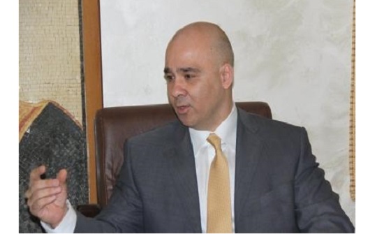 وزير سابق : "ماكلين هم زوج نانسي"