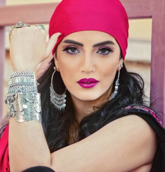 حورية فرغلي: خطيبي مات قبل الفرح بيوم.. وعمري ما اتعاكست، وعمري ما جالي عريس حورية فرغلي: خطيبي مات قبل الفرح بيوم.. وعمري ما اتعاكست، وعمري ما جالي عريس