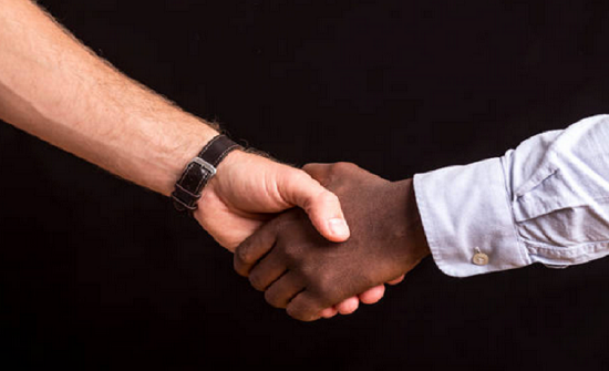 هل يقضي الاحتباس الحراري على العنصرية؟