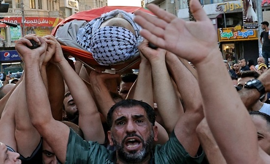 4 شهداء برصاص جيش الاحتلال في مخيم جنين (شاهد) 4 شهداء برصاص جيش الاحتلال في مخيم جنين (شاهد)