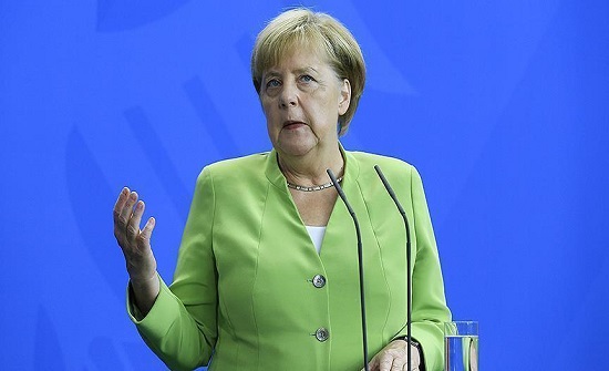 ميركل في إسرائيل: اليهود عانوا في ألمانيا من الكراهية ميركل في إسرائيل: اليهود عانوا في ألمانيا من الكراهية