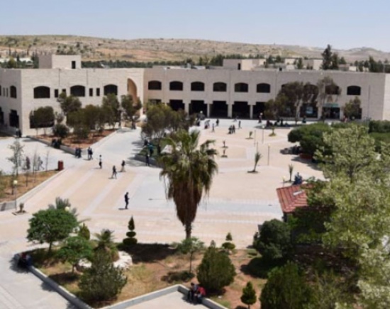 بحث تعزيز التعاون بين "الهاشمية" و"جورج واشنطن" بحث تعزيز التعاون بين "الهاشمية" و"جورج واشنطن"