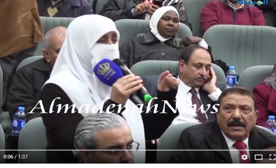 العتوم تدعو المعاني لتأجيل إقرار المسار المهني وتحذر من تصعيد المعلمين