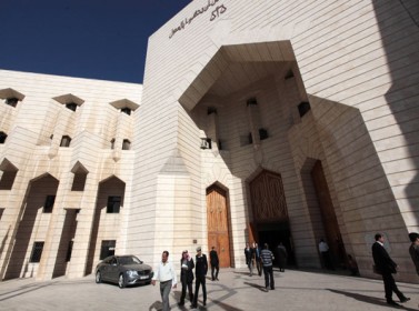 إحالة 3 من العاملين في الجمعيات الخيرية إلى جنايات عمان ( أسماء ) إحالة 3 من العاملين في الجمعيات الخيرية إلى جنايات عمان ( أسماء )