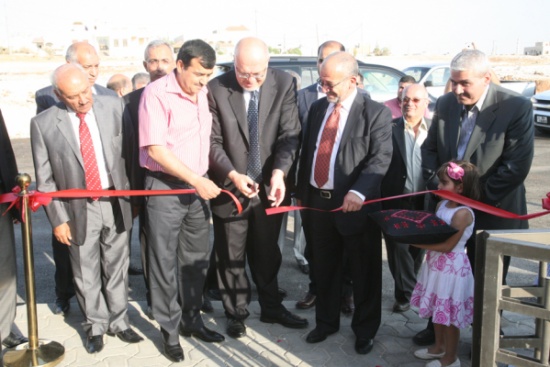 وزير الاشغال يدشن مشروع فلل حنينا للشركة المهنية ويصفه بالريادي