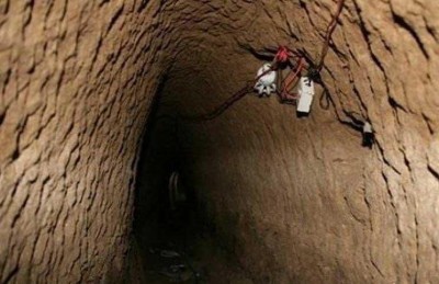 العثور على جثمان فلسطيني داخل نفق انهار الخميس الماضي