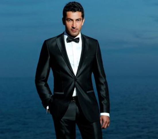 بالصور : هذه هي النجمة التي اختارها قلب التركي إيزيل