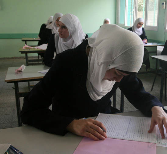 "المعلمين" تدعو منتسبيها إلى توجيه طلاب "التوجيهي" في تعبئة نماذج القبول الموحد "المعلمين" تدعو منتسبيها إلى توجيه طلاب "التوجيهي" في تعبئة نماذج القبول الموحد