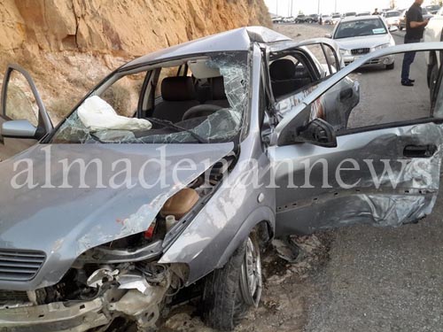 بالصور : 5 إصابات خطيرة بتدهور سيارة على طريق جرش - عمان