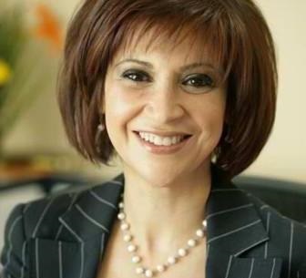 وزيرة الاتصالات تبحث مع السفير البريطاني مجالات التعاون