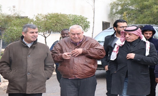 وزير البيئة يمهل محطة معالجة مياه عادمة بسحاب أسبوعين لتصويب أوضاعها وزير البيئة يمهل محطة معالجة مياه عادمة بسحاب أسبوعين لتصويب أوضاعها