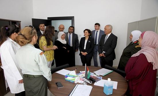 رئيس الديوان الملكي يفتتح مبنى سكن الفتيات اليافعات
