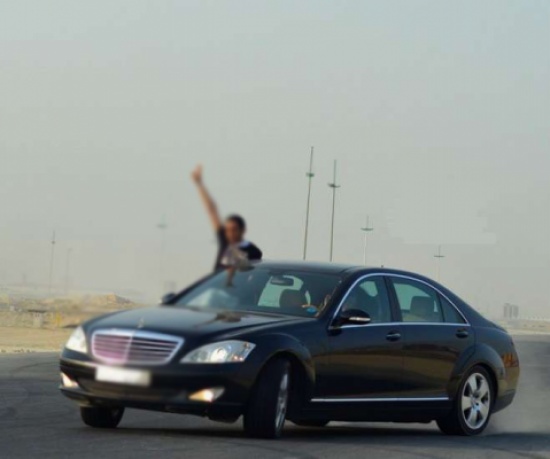 تفحيط وإطلاق نار في إربد تفحيط وإطلاق نار في إربد