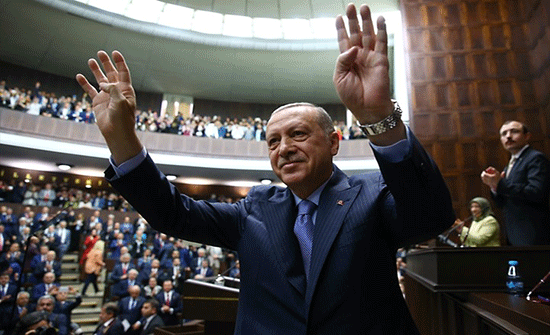 أردوغان لفرنسا: أنتم مثل داعش ولن نسمح بالمساس بديننا