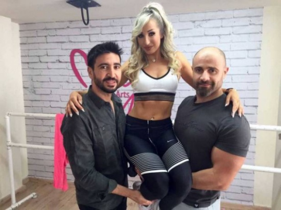 بعد طلاقها.. حبيب مايا نعمة الجديد يعرض عليها الزواج؟ بعد طلاقها.. حبيب مايا نعمة الجديد يعرض عليها الزواج؟