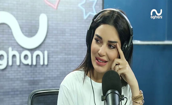 صورة : سيرين عبد النور بفستان أسود قصير صورة : سيرين عبد النور بفستان أسود قصير