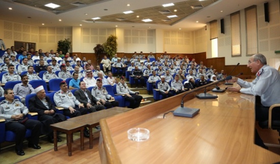 الدفاع المدني يسير بعثة العمرة الخاصة بمرتباته إلى الديار المقدسة الدفاع المدني يسير بعثة العمرة الخاصة بمرتباته إلى الديار المقدسة
