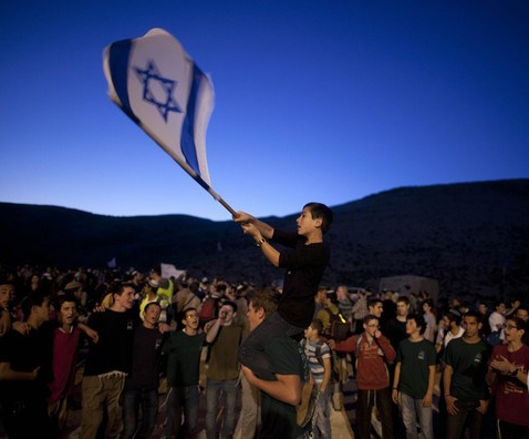 مستوطنون يجهزون لعمليات انتحارية في الضفة