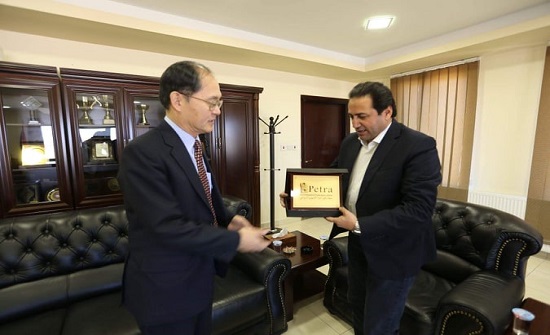 الفرجات يلتقي السفير الياباني في البترا الفرجات يلتقي السفير الياباني في البترا