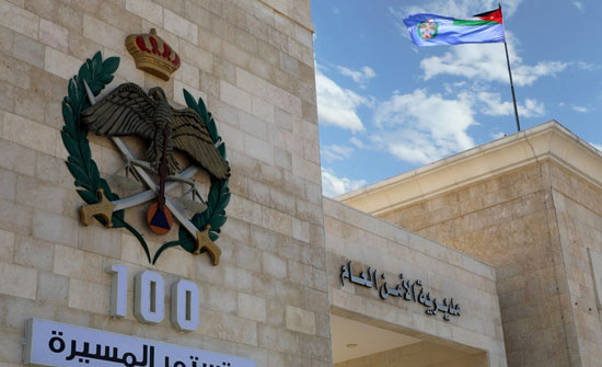 بفيديوهات ومنشورات.. توقيف 14 شخصاً وإحالة 6 أحداث للقضاء بتهم الحض على العنف والكراهية بفيديوهات ومنشورات.. توقيف 14 شخصاً وإحالة 6 أحداث للقضاء بتهم الحض على العنف والكراهية