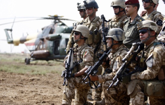 قوات الجيش العراقي تتقدم باتجاه الرمادي وتحاصر داعش