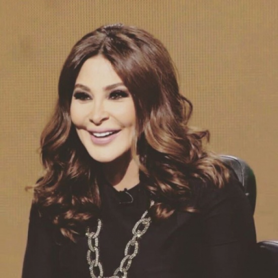 إليسا حزينة فالطفل مات! – بالصورة إليسا حزينة فالطفل مات! – بالصورة